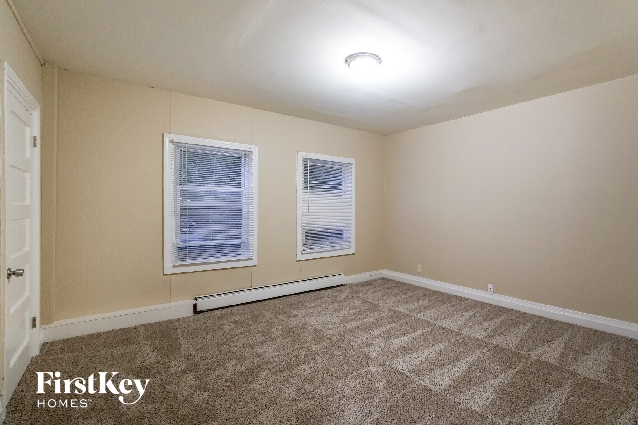 Building Photo - 709 Porter St