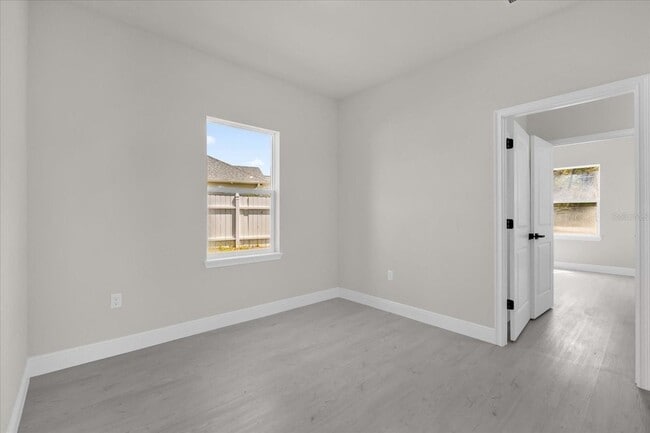Building Photo - 15782 SW 52nd Ave Rd
