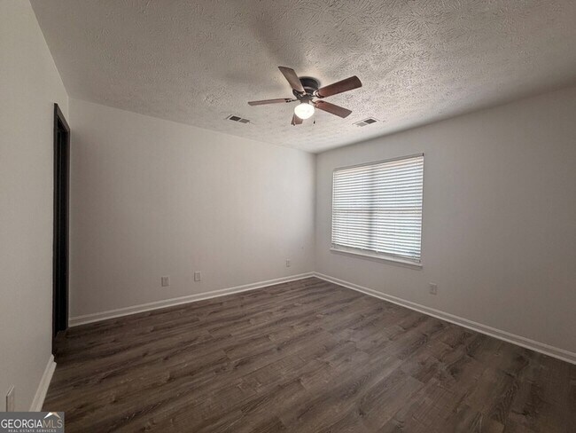 Building Photo - 1026 Wuthering Way