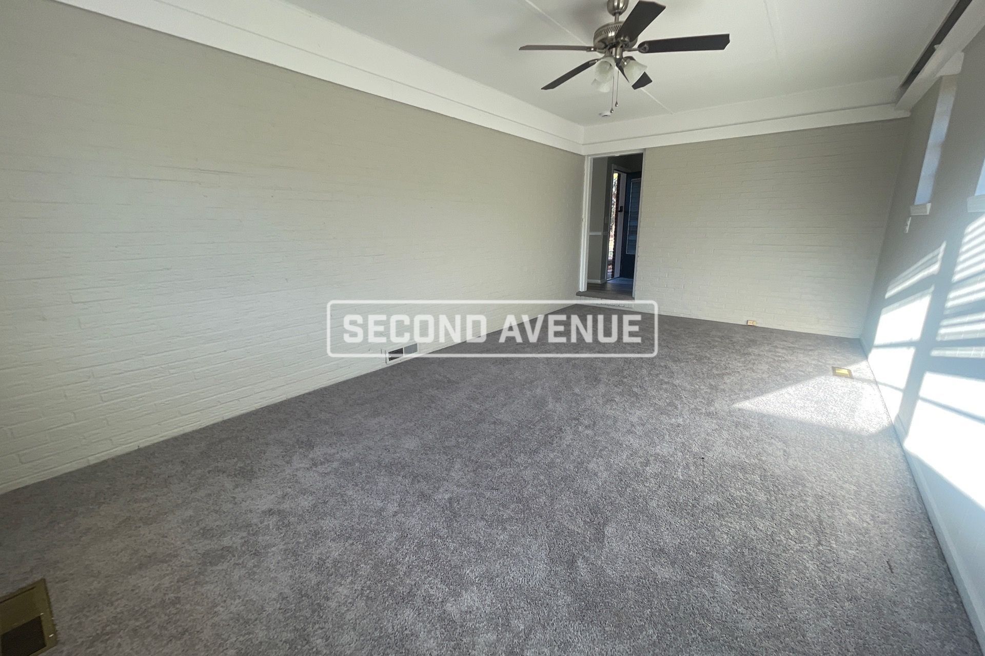 Building Photo - 1029 Hyacinth Dr