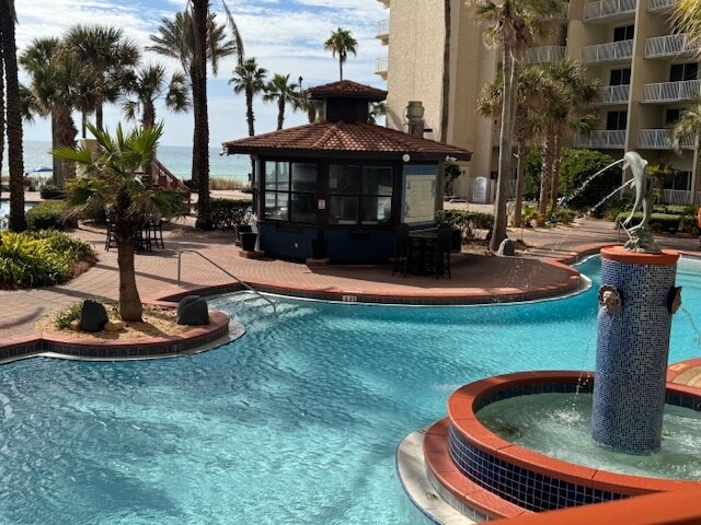 Building Photo - 9900 S Thomas Dr