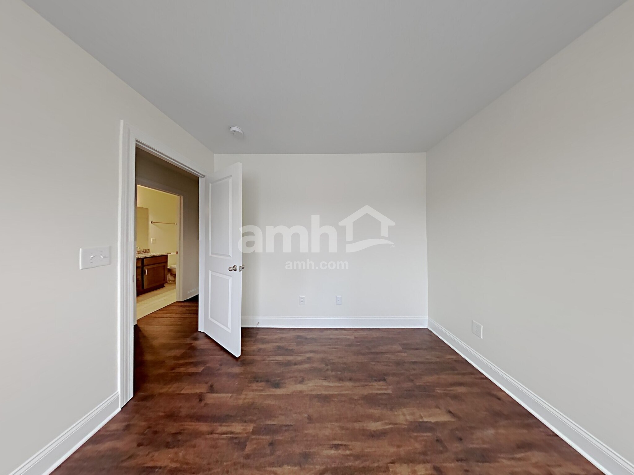 Building Photo - 7010 Bennett Dr.