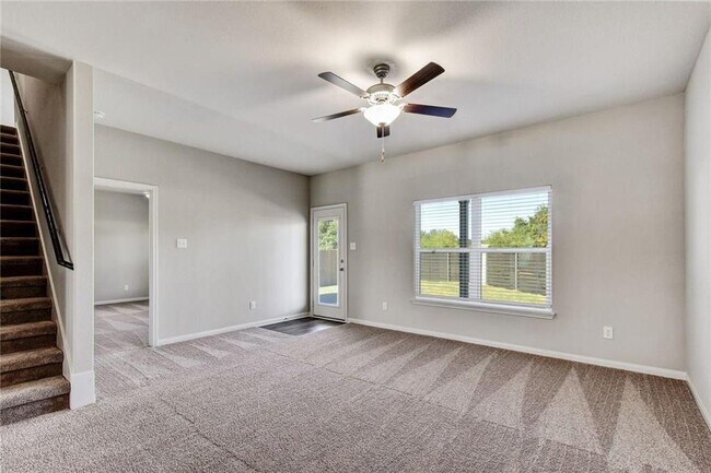Building Photo - 109 Mount Vernon Way
