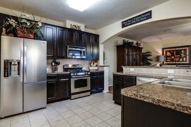 Building Photo - 13003 Iris Garden Ln