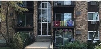 Building Photo - 745 Hill Dr