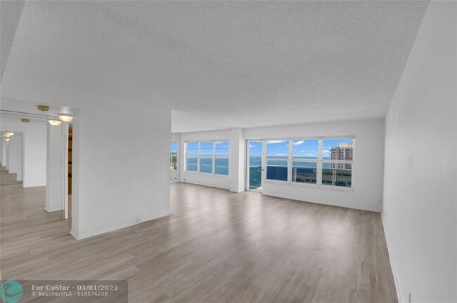 Building Photo - 3500 Galt Ocean Dr