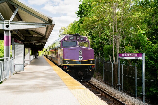 Building Photo - 180 Main St