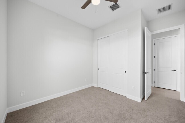 Building Photo - 14208 Lacebark Ln