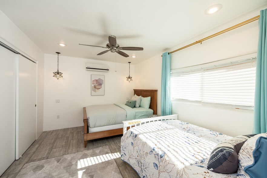 Building Photo - 350 Panorama Blvd