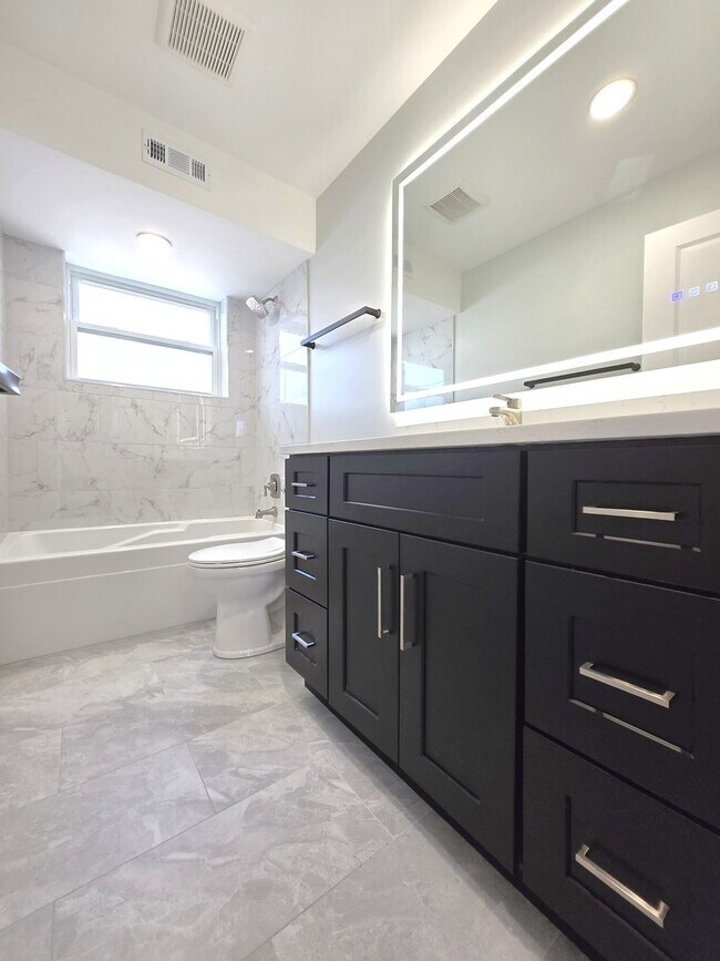 Building Photo - 315 W Prospect Ave