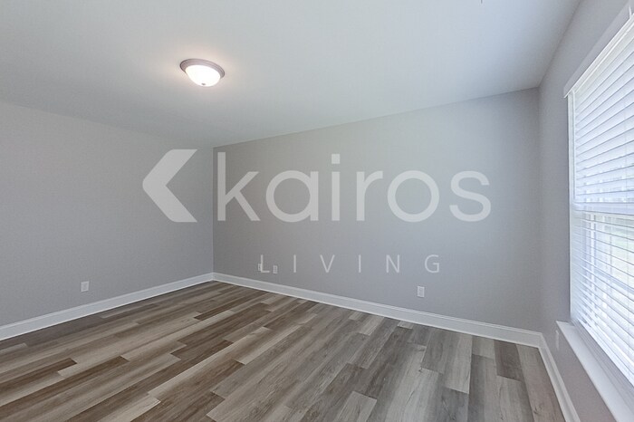 Building Photo - 108 Western Red Cedar Dr