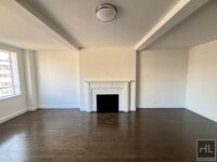 Building Photo - FIFTH AVENUE