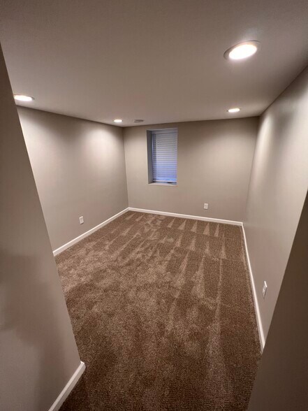 Downstairs bedroom - 1907 Princeton Ave