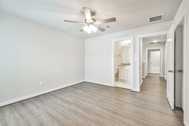 Building Photo - 118 Prairie Dawn Cir