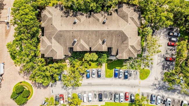 Building Photo - 2632 Robert Trent Jones Dr