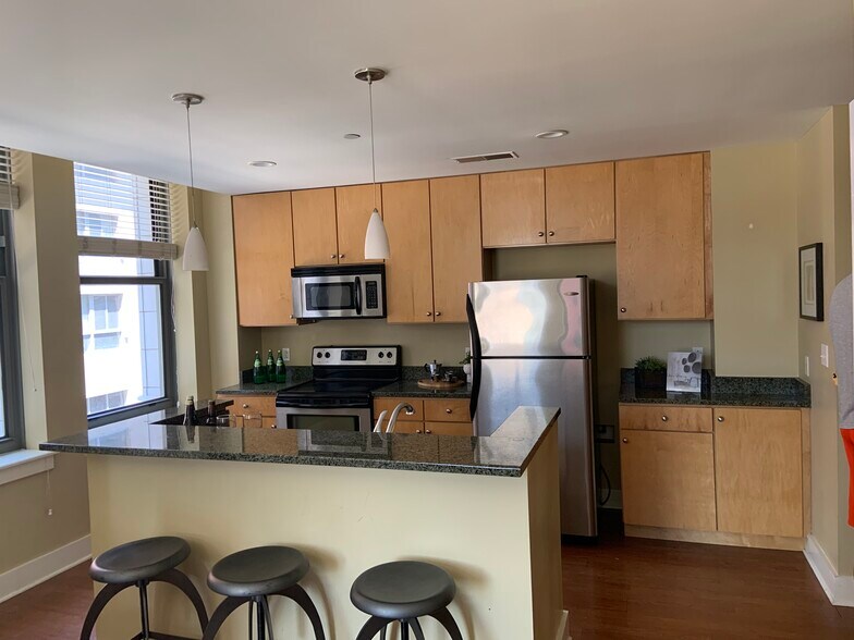 Kitchen - 314 N Broadway