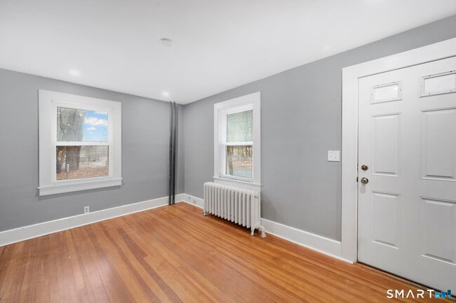 Building Photo - 37 Bushy Hill Rd