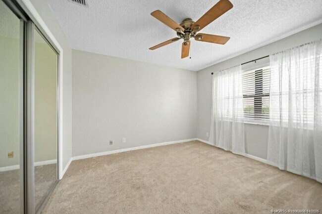 Building Photo - 4181 SW Egret Pond Terrace