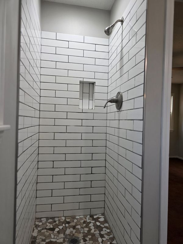 Building Photo - 2138 E Arrowhead Cir