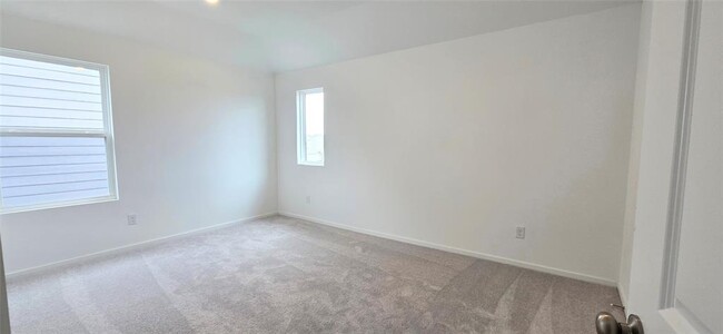 Building Photo - 6319 Seafoam Lake Dr