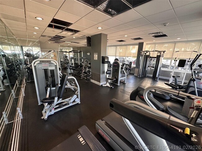 Building Photo - 209 N Fort Lauderdale Beach Blvd