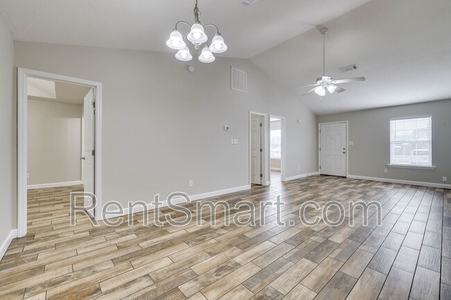 Building Photo - 219 Lynbrook Way
