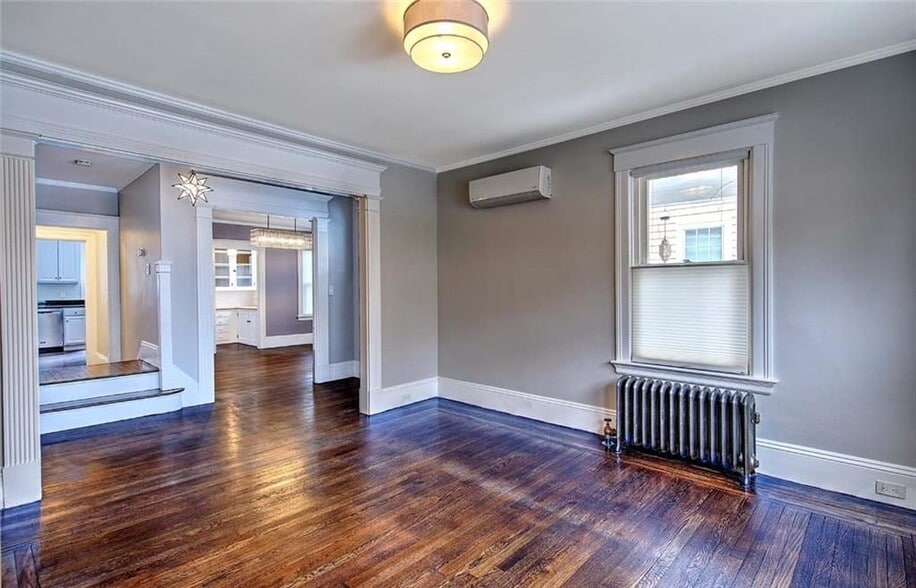 Building Photo - 118 Everett Ave