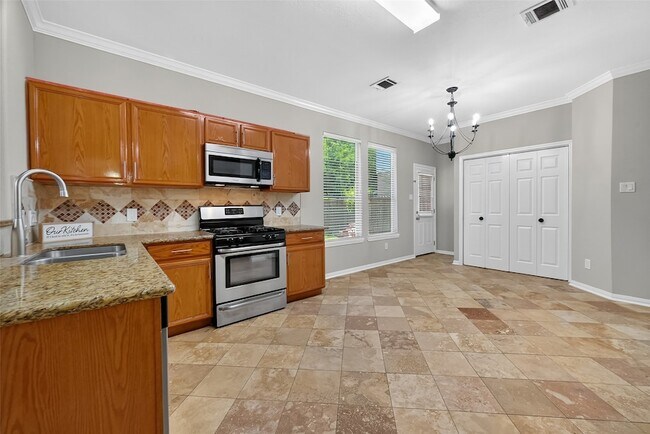 Building Photo - 16602 Pademelon Dr