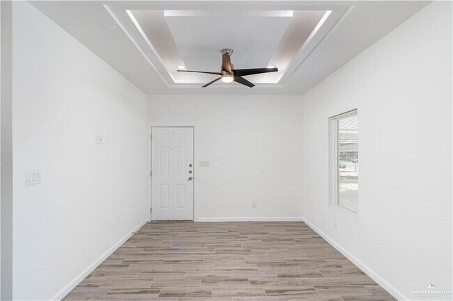 Building Photo - 6 Taxco Ct