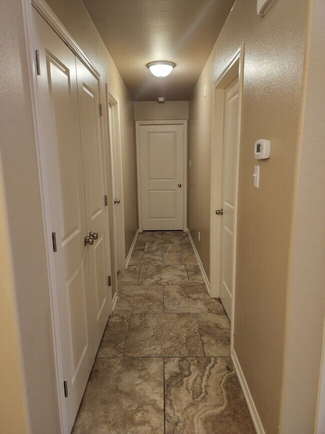 Building Photo - Gorgeous 2 bed/2 bath near Bunny Trail in Killeen!