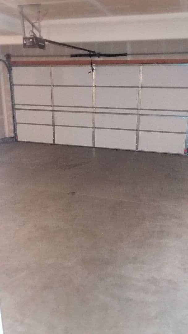 Building Photo - 3 Bedroom 2.5 Bathroom Townhouse in Saddle Ridge!!!