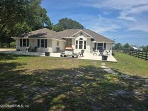 Building Photo - 906 County Rd 217