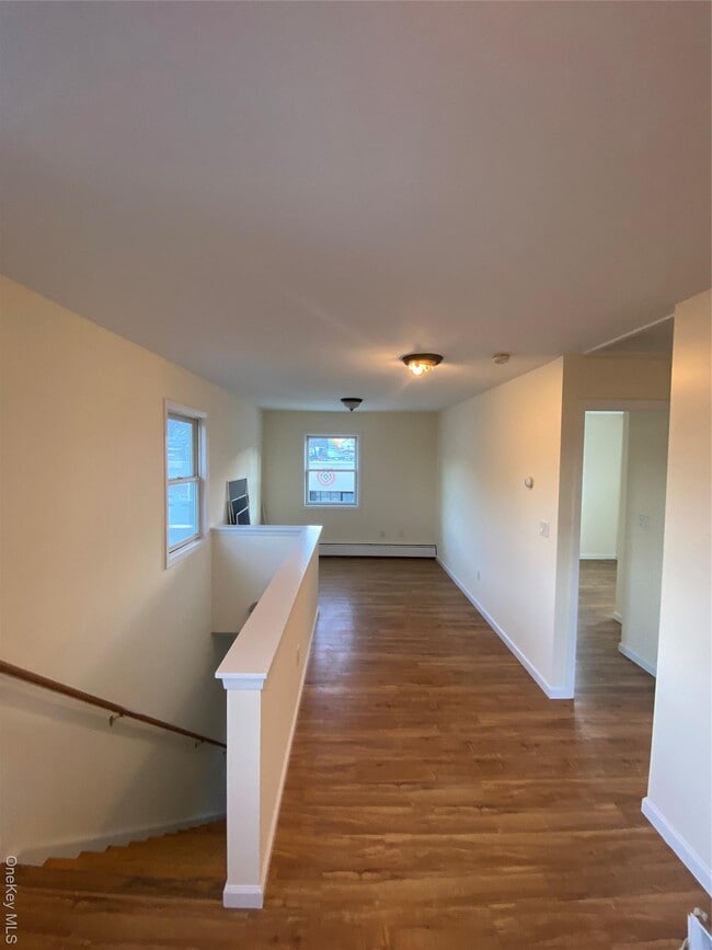 Building Photo - 12 Mountain Ave