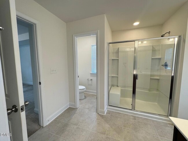 Building Photo - 247 Dando St