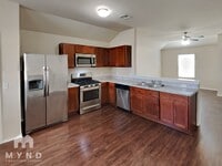 Building Photo - 9605 Jackrabbit Rd