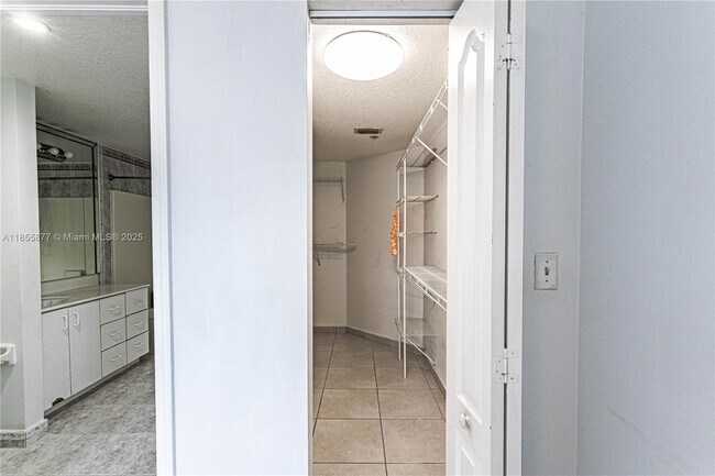 Building Photo - 17405 NW 75th Pl