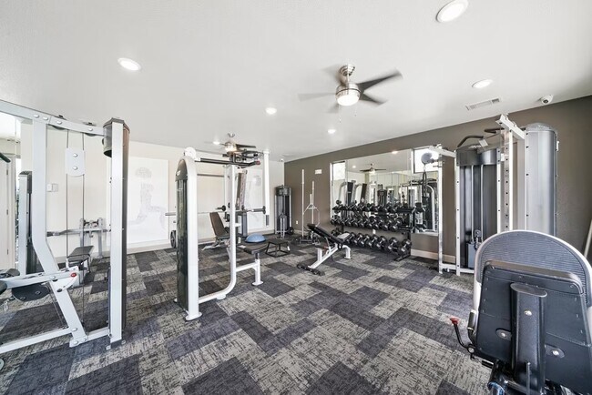 Building Photo - Luxury + Location: Limited-Time Savings!