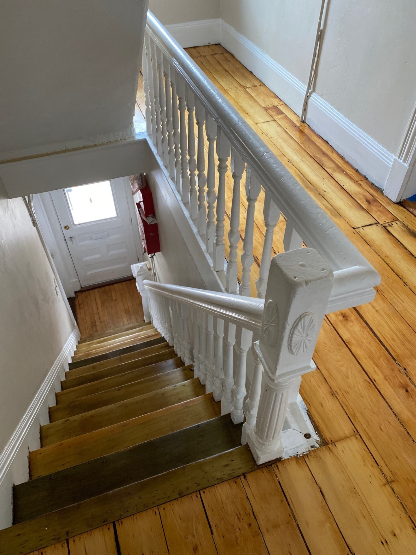 Building Photo - 19 Whitman Ave