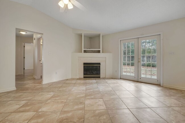 Building Photo - NE Tallahassee Home in the Villages at Maclay