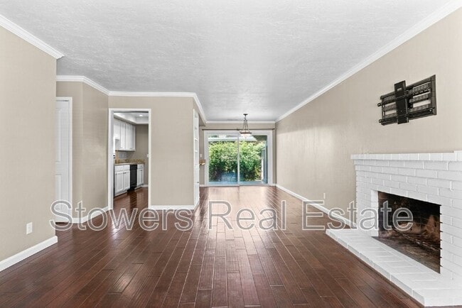 Building Photo - 2899 Fountainhead Dr