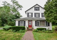 Building Photo - 376 Terryville Rd
