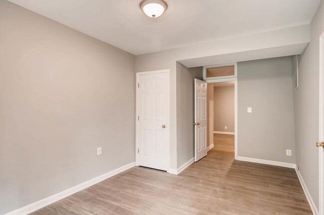 Building Photo - 1315 E Spring Meadow Ct