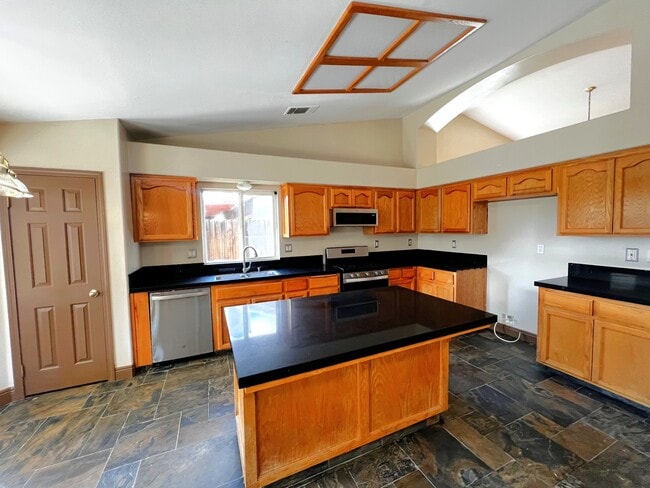 Building Photo - 4211 Rio Viejo Dr