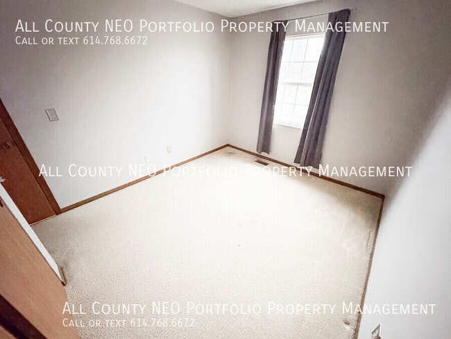 Building Photo - 522 Warwick Ln