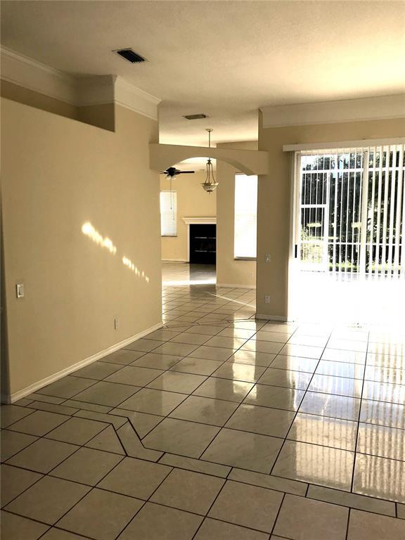 Building Photo - 3706 72nd Terrace E