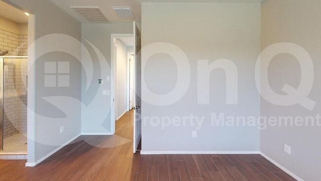 Building Photo - 1021 West Calle Zoca