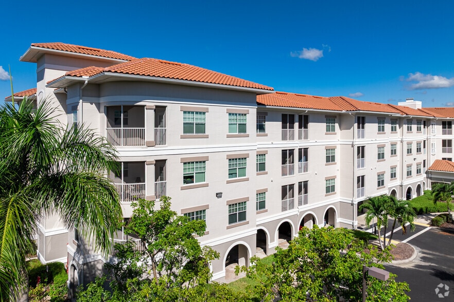 Primary Photo - Sandalwood Village