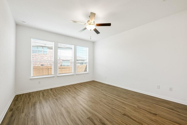 Building Photo - 12201 Perritos Pl