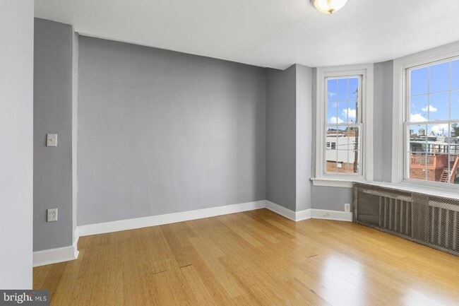 Building Photo - 2803 Aramingo Ave