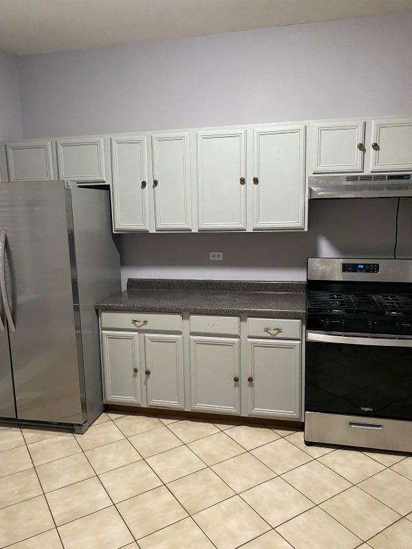 Building Photo - 1752 E 72nd Pl